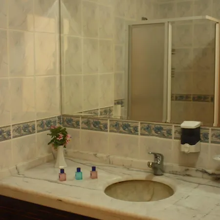 فندق Poseidon Çeşme