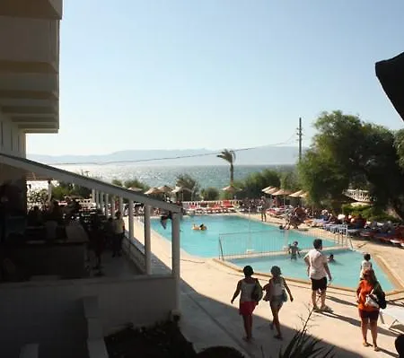 Poseidon Hotel 3*