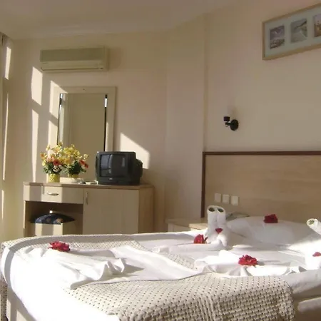 Poseidon Hotel 3*