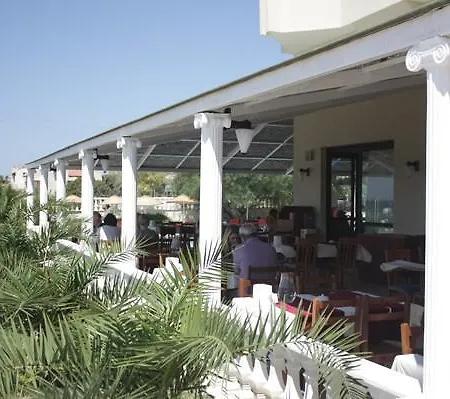 Poseidon Hotel 3*